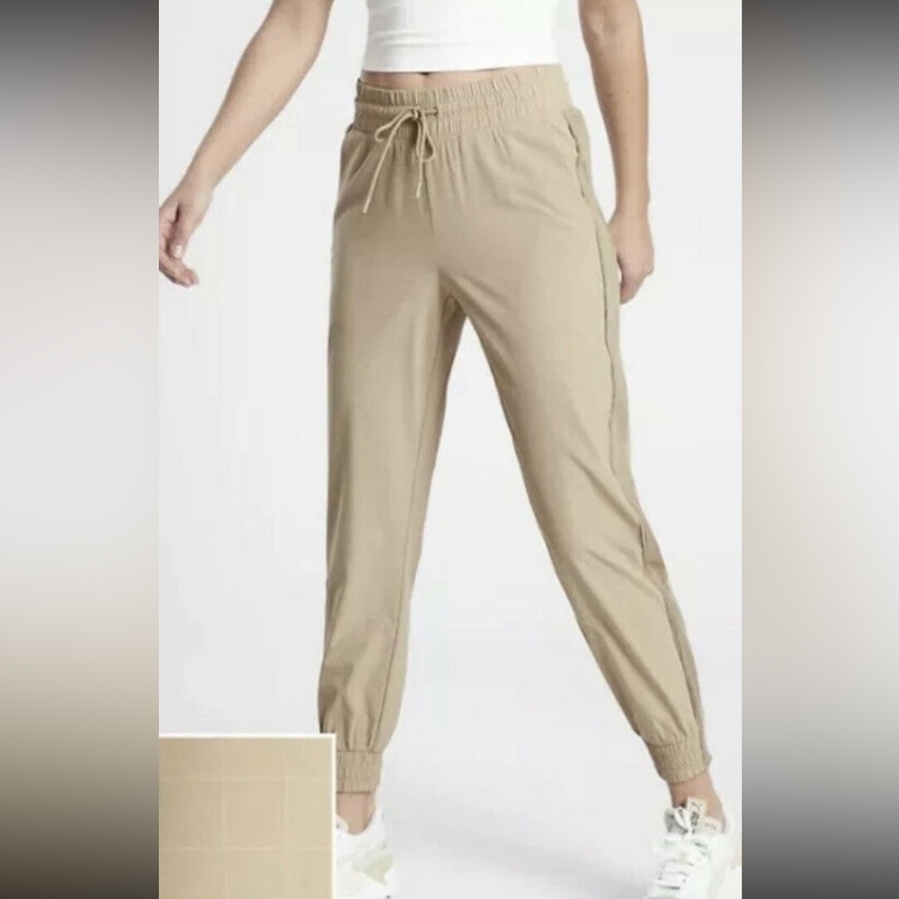 Athleta Brooklyn Textured Jogger, Windowpane  Taupe Women's Size 14 Pants